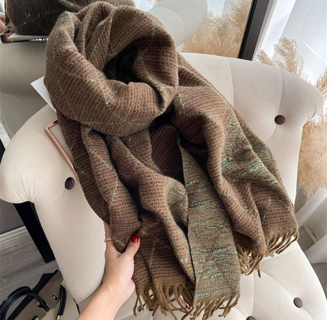 DOUBLE SIDED FRINGED CAMELIA SCARF - BROWN/GREEN