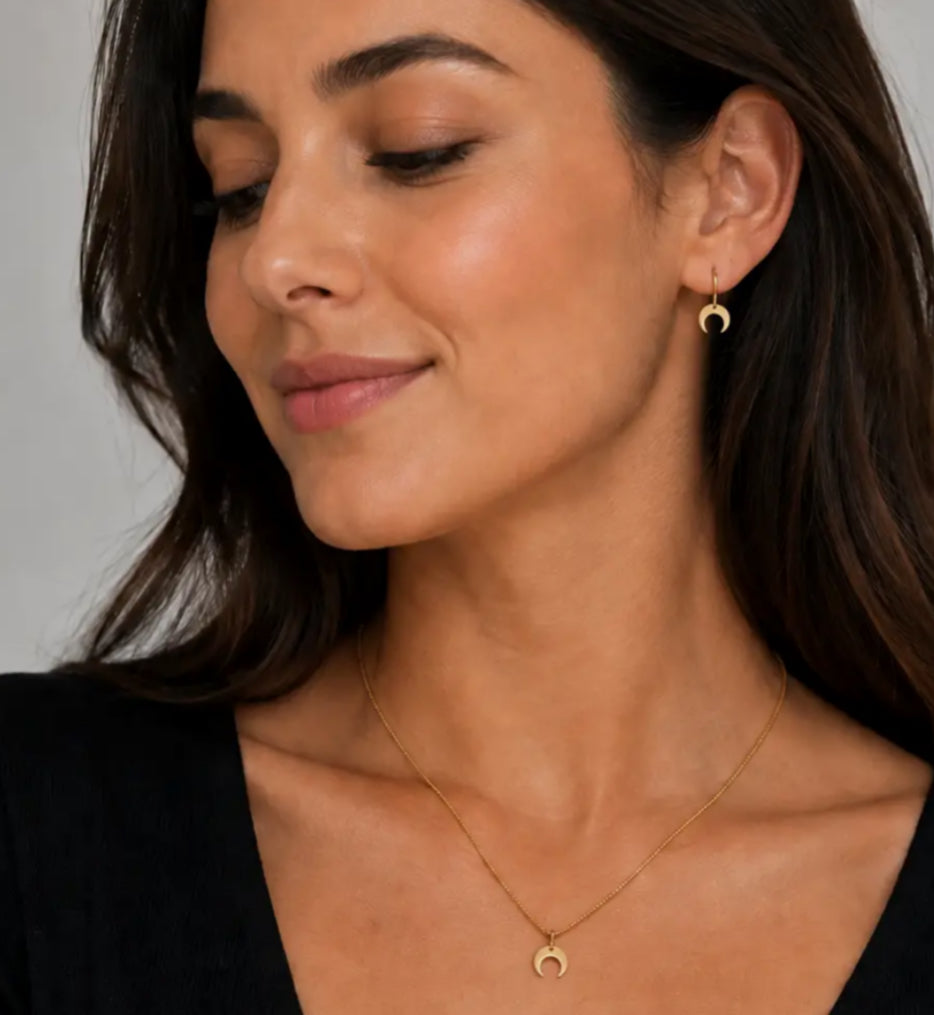 AURALINA BRASS CRESENT NECKLACE