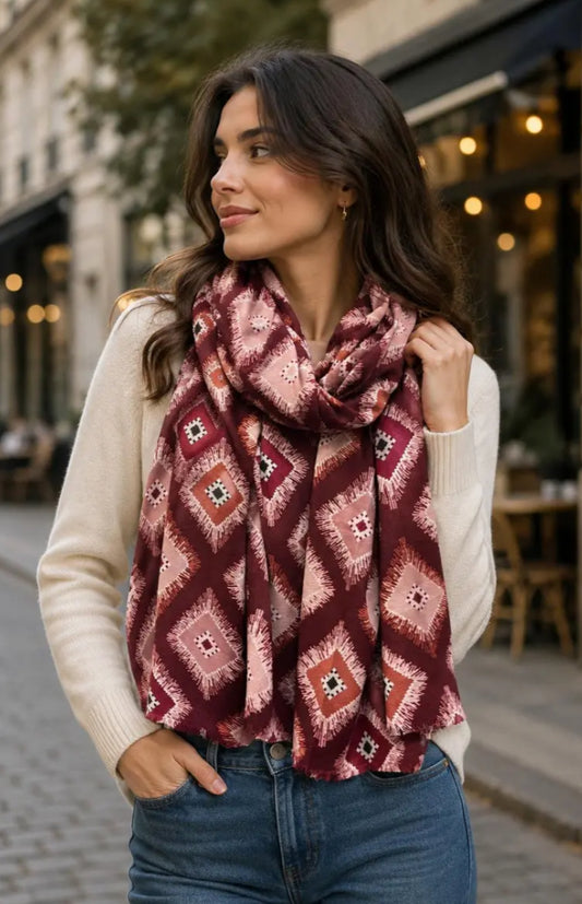 GEO PRINT SCARF