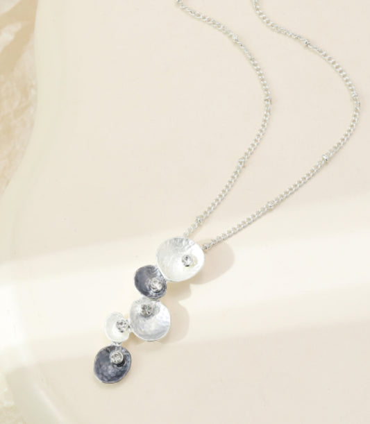 PENDANT DROP NECKLACE