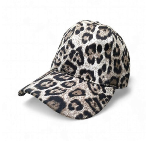 ANIMAL PRINT CAP