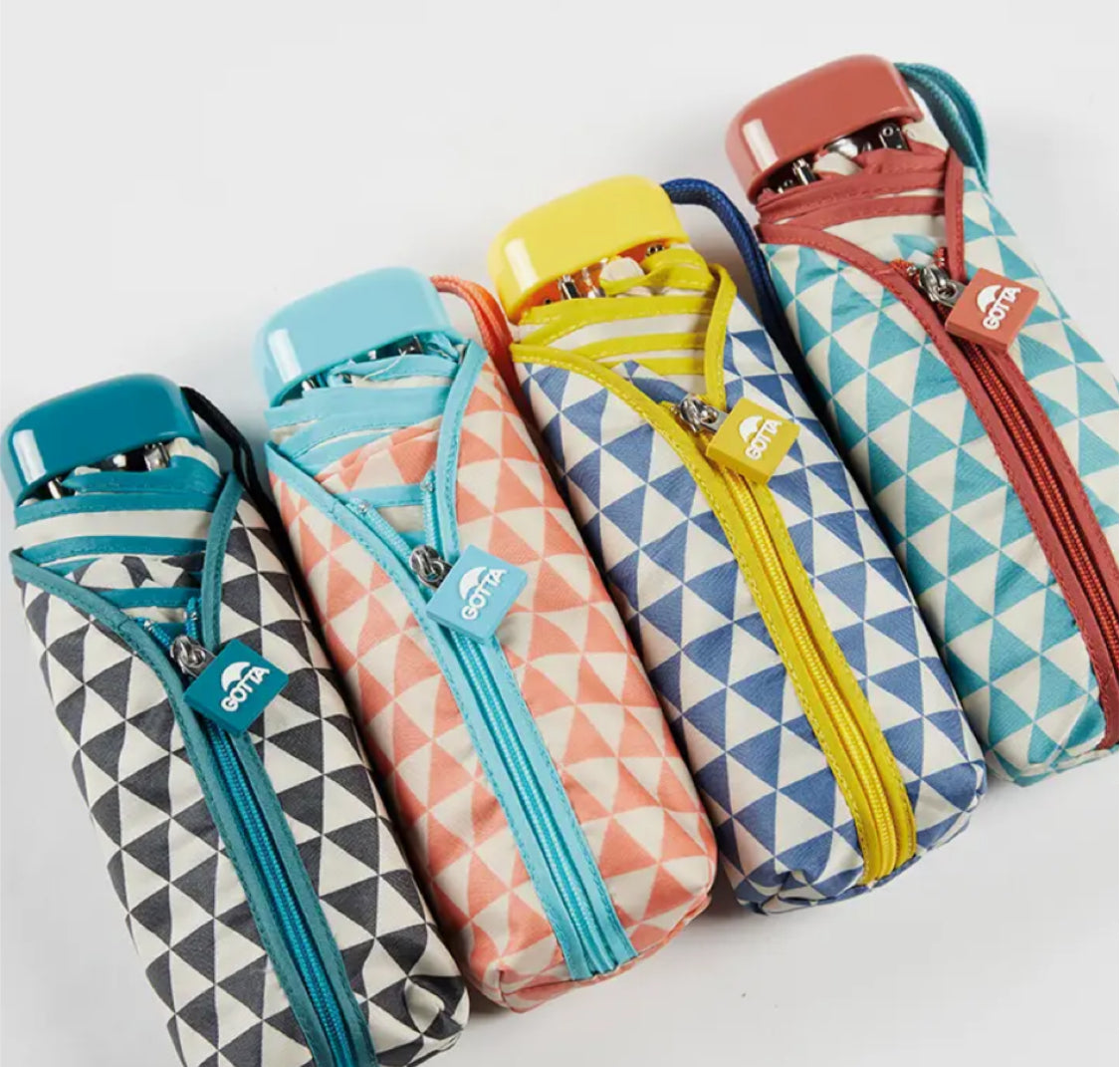 GEOMETRIC FOLDING ZIPPER UMBRELLA - 4 COLOURS