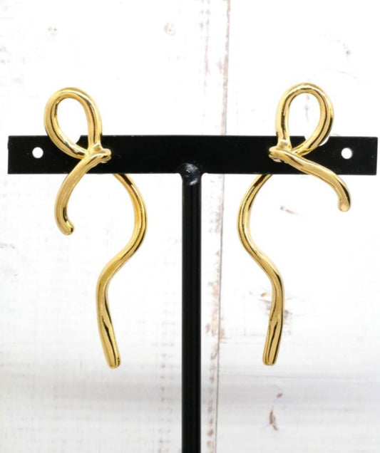 TWIST KNOT EARRINGS - GOLD