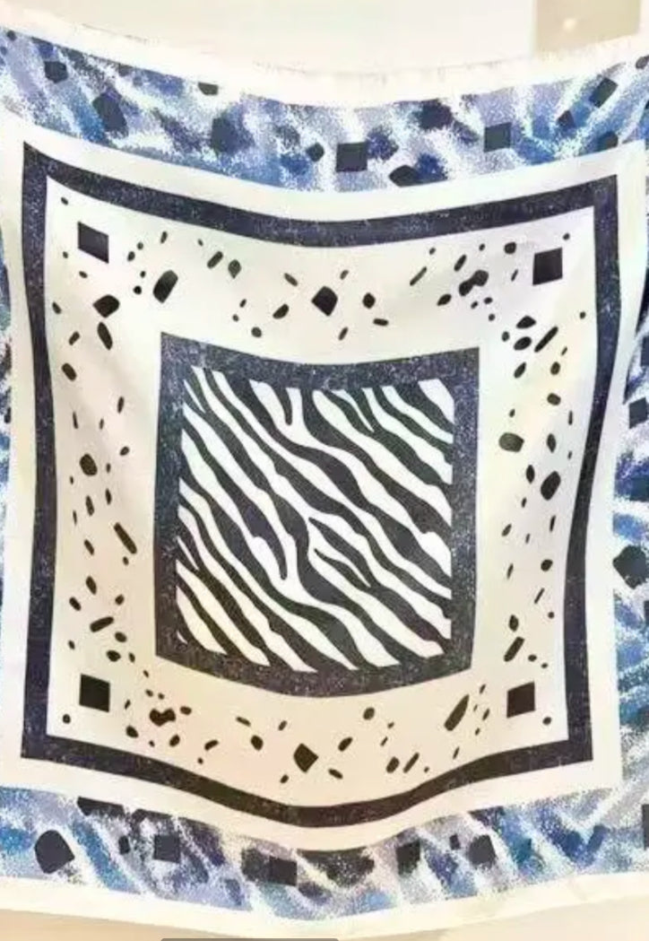SATIN NECK SQUARE