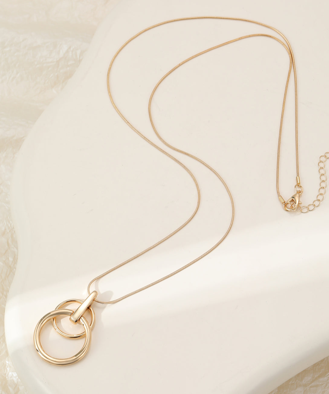 CIRCLES LONG NECKLACE