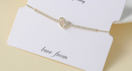 HEART CRYSTAL TOGGLE BRACELET - GOLD