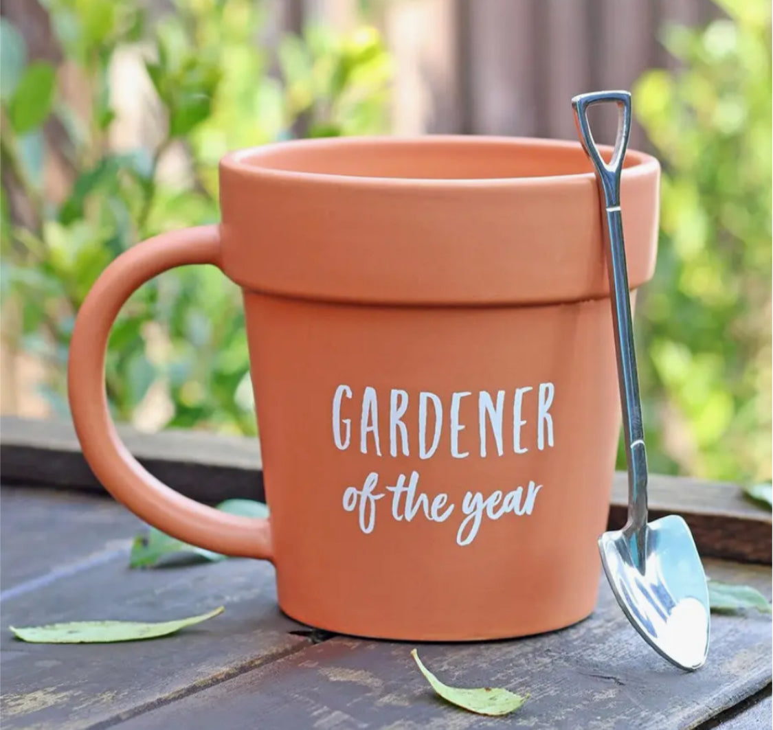 GARDENER OF THE YEAR GIFT BOX MUG WITH SHOVEL SPOON