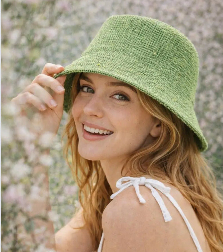 WOVEN SEQUIN BUCKET HAT - GREEN