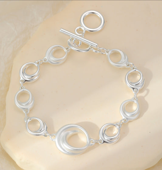T-BAR BRACELET