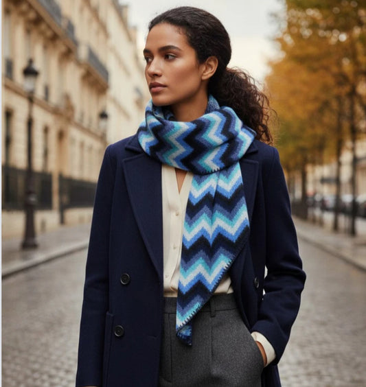 CHEVRON KNIT SCARF