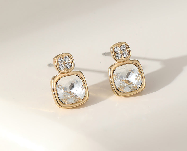 CRYSTAL STUD EARRINGS - GOLD