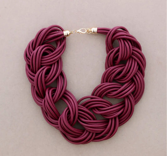 WOVEN RUBBER NECKLACE