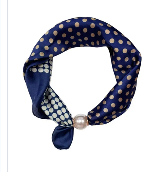 PEARL MAGNET SCARF