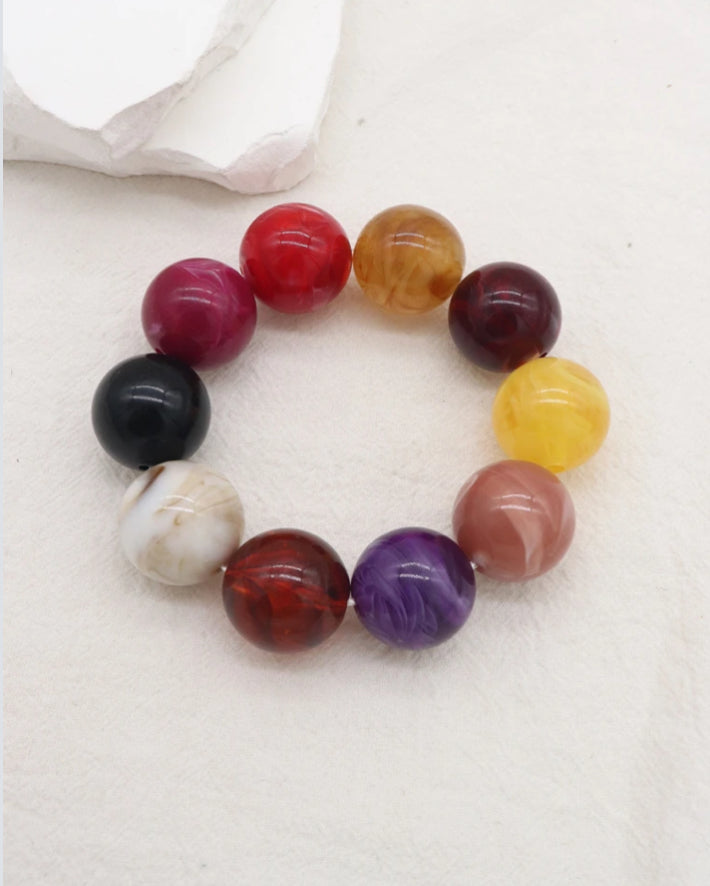ACRYLIC BEADED BRACELET