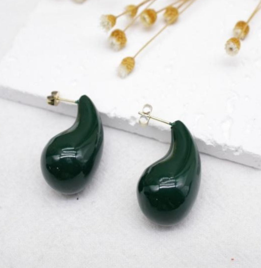 RESIN TEARDROP EARRINGS - GREEN