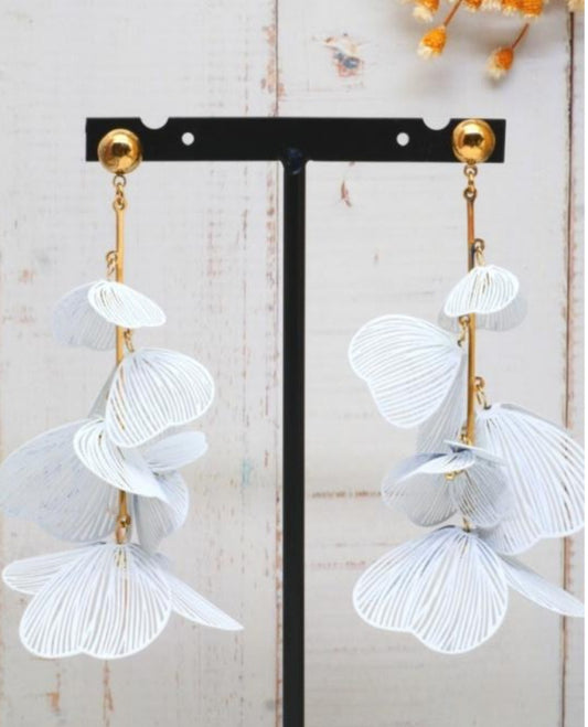 WHITE PETAL STATEMENT EARRINGS