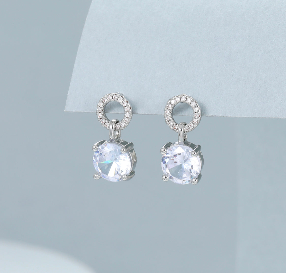 CRYSTAL DROP EARRINGS - SILVER