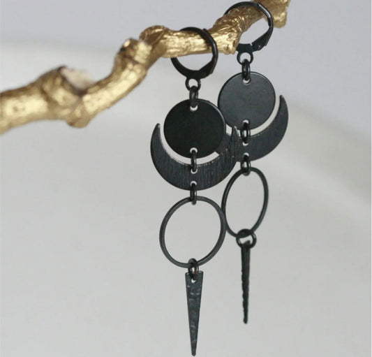 KAIKO - STATEMENT BLACK & BRASS EARRINGS