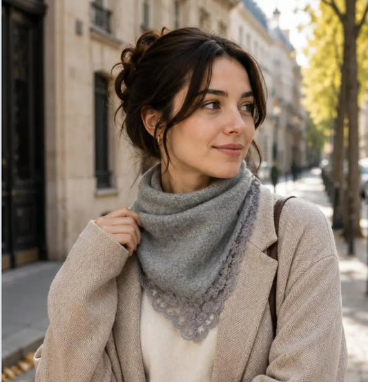 LACE TRIM TRIANGLE KNIT SCARF