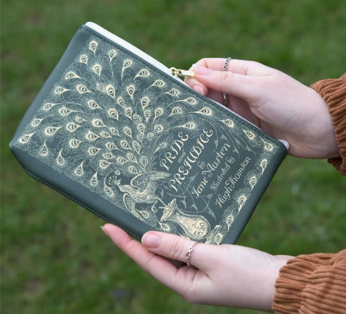 PRIDE & PREJUDICE MAKE UP POUCH