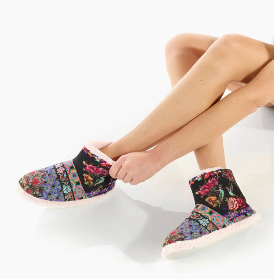 MÁNDALA PRINT SLIPPER BOOTIES - 36/37 , 38/39 & 40/41
